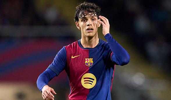 Barcelona Chốt Tương Lai Hậu Vệ Trẻ Hector Fort: Tiếp Tục Gắn Bó Với Camp Nou