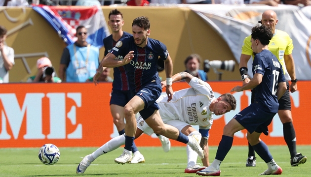 Thắng đậm Real Madrid 4-0, HLV Luis Enrique của PSG chia sẻ nhiều điều thú vị