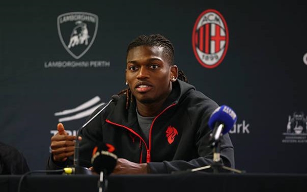Max Allegri và cuộc cách mạng chiến thuật tại AC Milan: Sơ đồ 3-5-2 và thách thức Rafael Leao