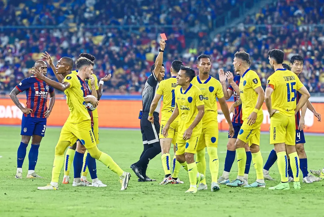 Malaysia đi ngược xu hướng, hạn chế cầu thủ ngoại tại Super League 2025-2026